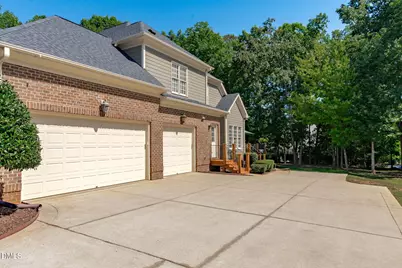 3717 Knollcreek Drive, Apex, NC 27539 - Photo 3