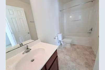 8 Duck Pond Court, Durham, NC 27703 - Photo 11