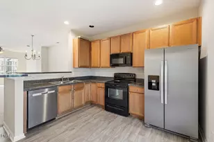 1043 Summerhouse Rd, Cary, NC 27519 - Photo 15