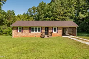 178 Crestview Rd, Siler City, NC 27344 - Photo 1