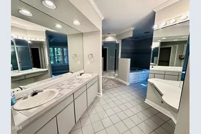 12416 Whartons Way, Raleigh, NC 27613 - Photo 11