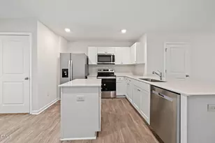8550 Beckett Chase Wy, Raleigh, NC 27616 - Photo 9