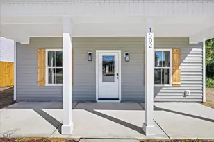 1502 Erwin Rd, Dunn, NC 28334 - Photo 5