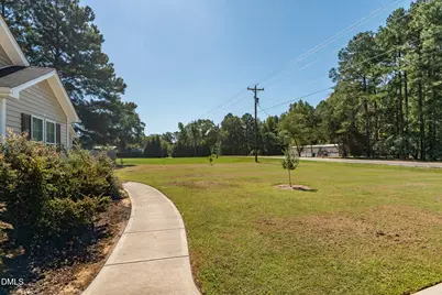 7840 Buffalo Road, Selma, NC 27576 - Photo 5