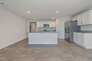 4042 Debbie Dr, Ayden, NC 28513 - Photo 5