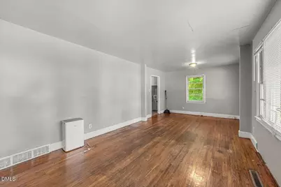 2025 Lynnhaven Avenue, Henderson, NC 27536 - Photo 5