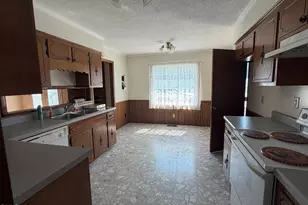 406 Woodruff Rd, Selma, NC 27576 - Photo 7
