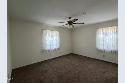 406 Woodruff Road, Selma, NC 27576 - Photo 9