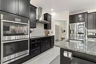 100 Hemingford Grey Ct, Cary, NC 27518 - Photo 33