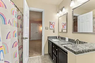 100 Hemingford Grey Ct, Cary, NC 27518 - Photo 51