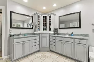 100 Hemingford Grey Ct, Cary, NC 27518 - Photo 7