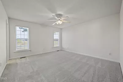 21 Beasley Estates Drive, Benson, NC 27504 - Photo 9