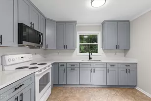 3213 Stanford Dr, Durham, NC 27707 - Photo 9