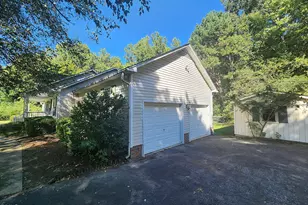146 Sandy Branch Ln, Clayton, NC 27527 - Photo 7