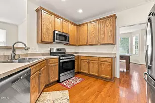 1716 Maizefield Ln, Fuquay-Varina, NC 27526 - Photo 7