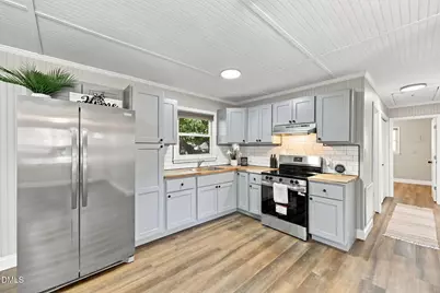 503 N Charles Street, Mebane, NC 27302 - Photo 11