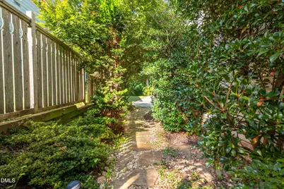 410 Broad Street, Carrboro, NC 27510 - Photo 27