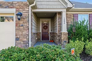 1004 Frisco Ct, Durham, NC 27703 - Photo 3