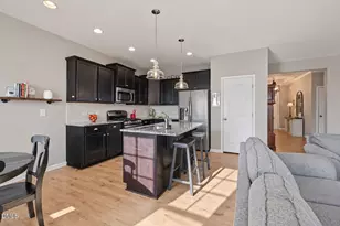 1004 Frisco Ct, Durham, NC 27703 - Photo 9