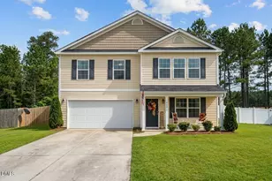 460 Botanical Ct, Bunnlevel, NC 28323 - Photo 1