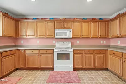 204 Georgetowne Drive, Clayton, NC 27520 - Photo 3