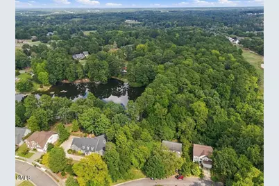4912 Fly Way Drive, Raleigh, NC 27604 - Photo 5