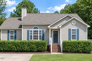 433 Haybale Ct, Fuquay-Varina, NC 27526 - Photo 1