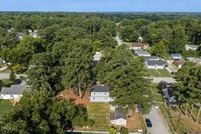 400 Rapids Street, Roanoke Rapids, NC 27870 - Photo 1