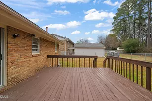 3712 Huntleigh Dr, Raleigh, NC 27604 - Photo 33