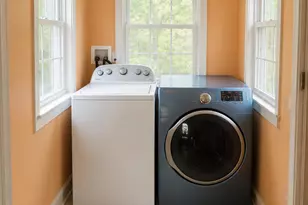 803 Branch St, Chapel Hill, NC 27516 - Photo 9