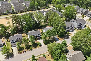205 Bethabara Ln, Cary, NC 27513 - Photo 43
