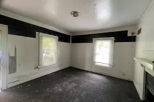 904 Stokes St, Burlington, NC 27215 - Photo 13