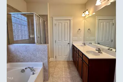530 Alden Bridge Drive, Cary, NC 27519 - Photo 9
