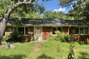 302 E Bute St, Warrenton, NC 27589 - Photo 1