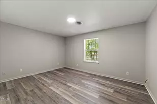 1630 Oxford Rd, Henderson, NC 27536 - Photo 13