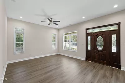 311 E Davis Street, Smithfield, NC 27577 - Photo 9