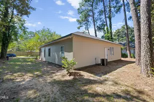 311 E Davis St, Smithfield, NC 27577 - Photo 43