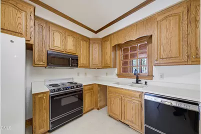 10600 Lowery Drive, Raleigh, NC 27615 - Photo 23