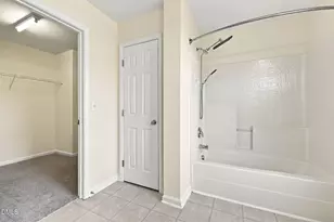 132 Jasper Point Dr, Holly Springs, NC 27540 - Photo 31