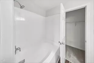906 Statler Dr, Durham, NC 27703 - Photo 11
