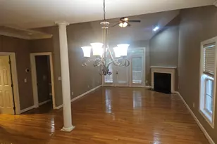 1600 Poets Glade Dr, Apex, NC 27523 - Photo 3