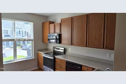 8825 Camden Park Drive, Raleigh, NC 27613 - Photo 11