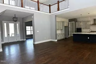 794 Cobb Rd, Benson, NC 27504 - Photo 5