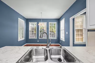 8009 MacKenzie Ct, Durham, NC 27713 - Photo 9