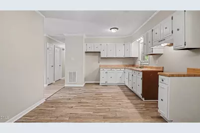 1812 N Chatham Avenue, Siler City, NC 27344 - Photo 11