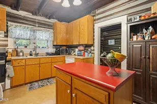 718 Powell Dr, Raleigh, NC 27606 - Photo 21