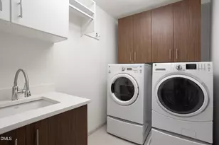 110 N Corcoran St, Durham, NC 27701 - Photo 69