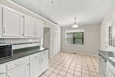 5609 Groomsbridge Court, Raleigh, NC 27612 - Photo 17