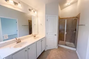 2003 Woodsdale Dr, Durham, NC 27703 - Photo 17
