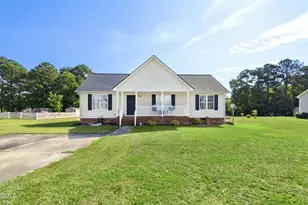 4112 Hopkins Trace Ln, Zebulon, NC 27597 - Photo 1